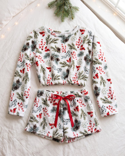 Women's Holly Berry Outfit