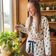 Women's Bees & Blooms Outfit